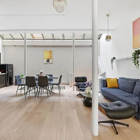 Prestigious 2br Near The Louvre Museum & Tuileries